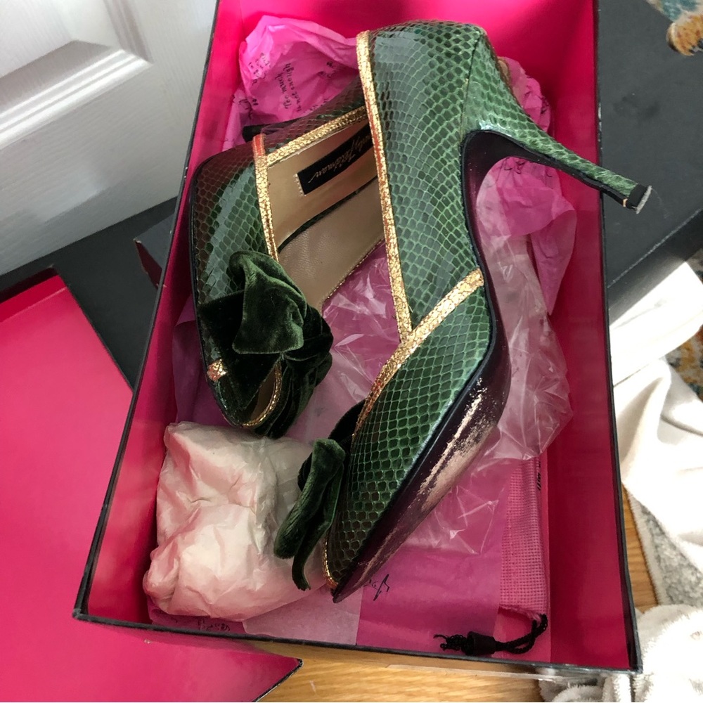 Beverly Feldman Heels